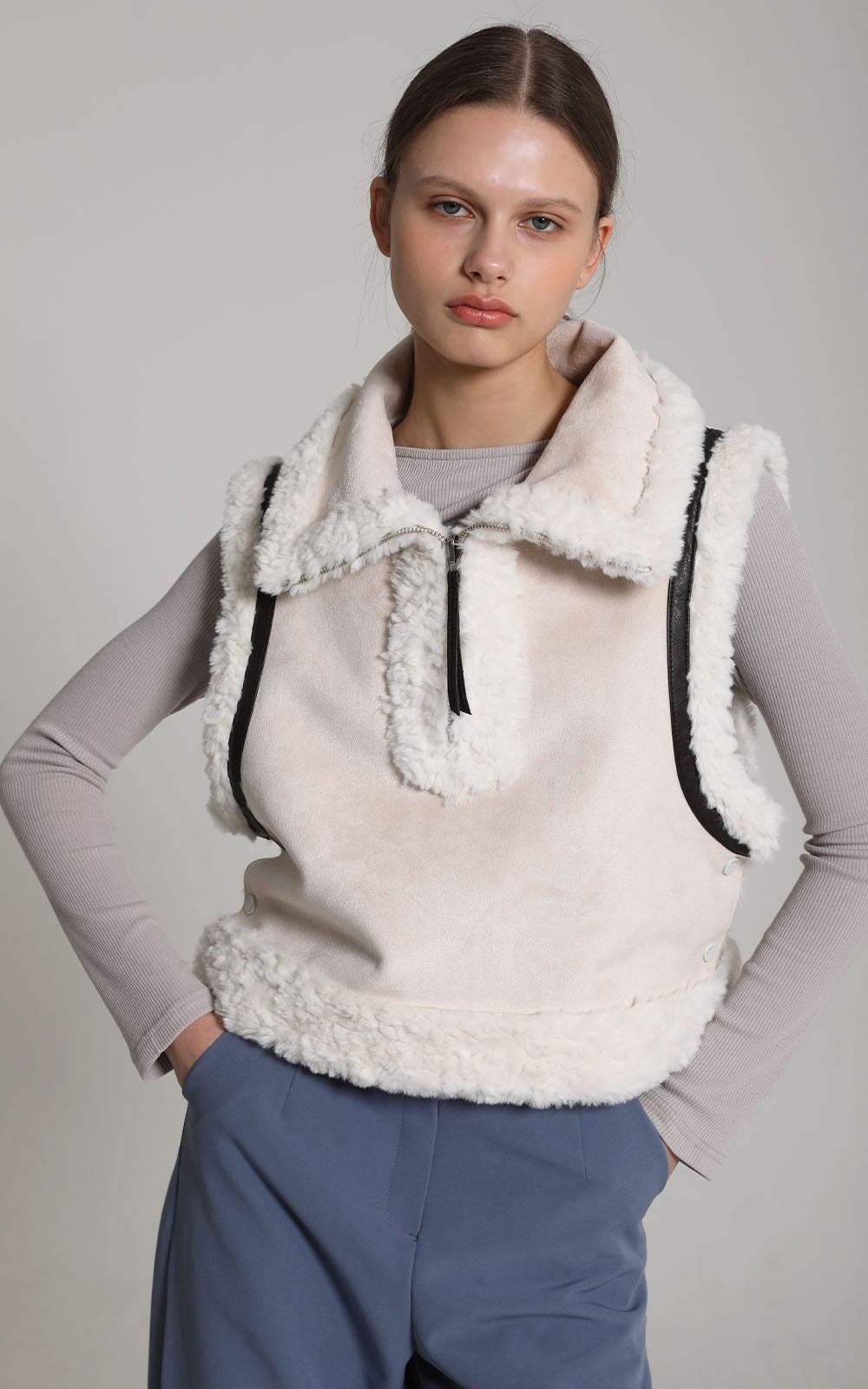 Chung Yuul Luxe Fur Vest: Opulent Warmth with Korean Elegance